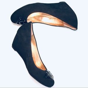 EUC Beyond Beautiful BCBGeneration Bedazzled Black Suede Wedges